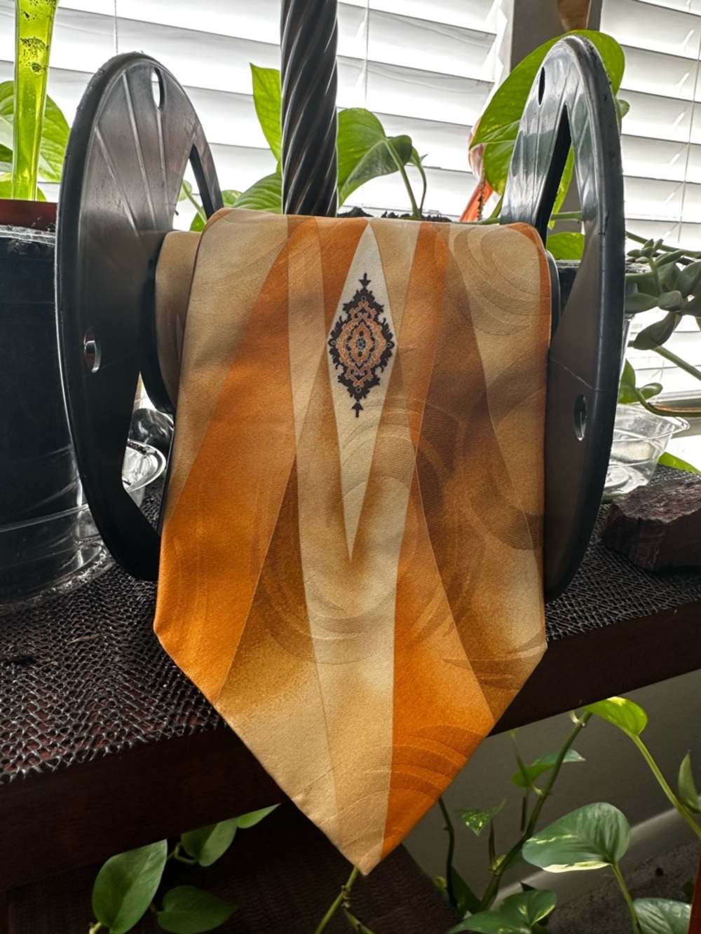 Stacy Adams Orange and Cream Geometric Silk Tie * With Pocket Square